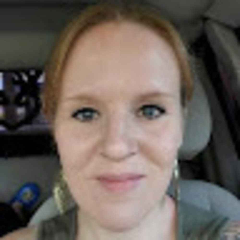 Meet your Posher, Cortney